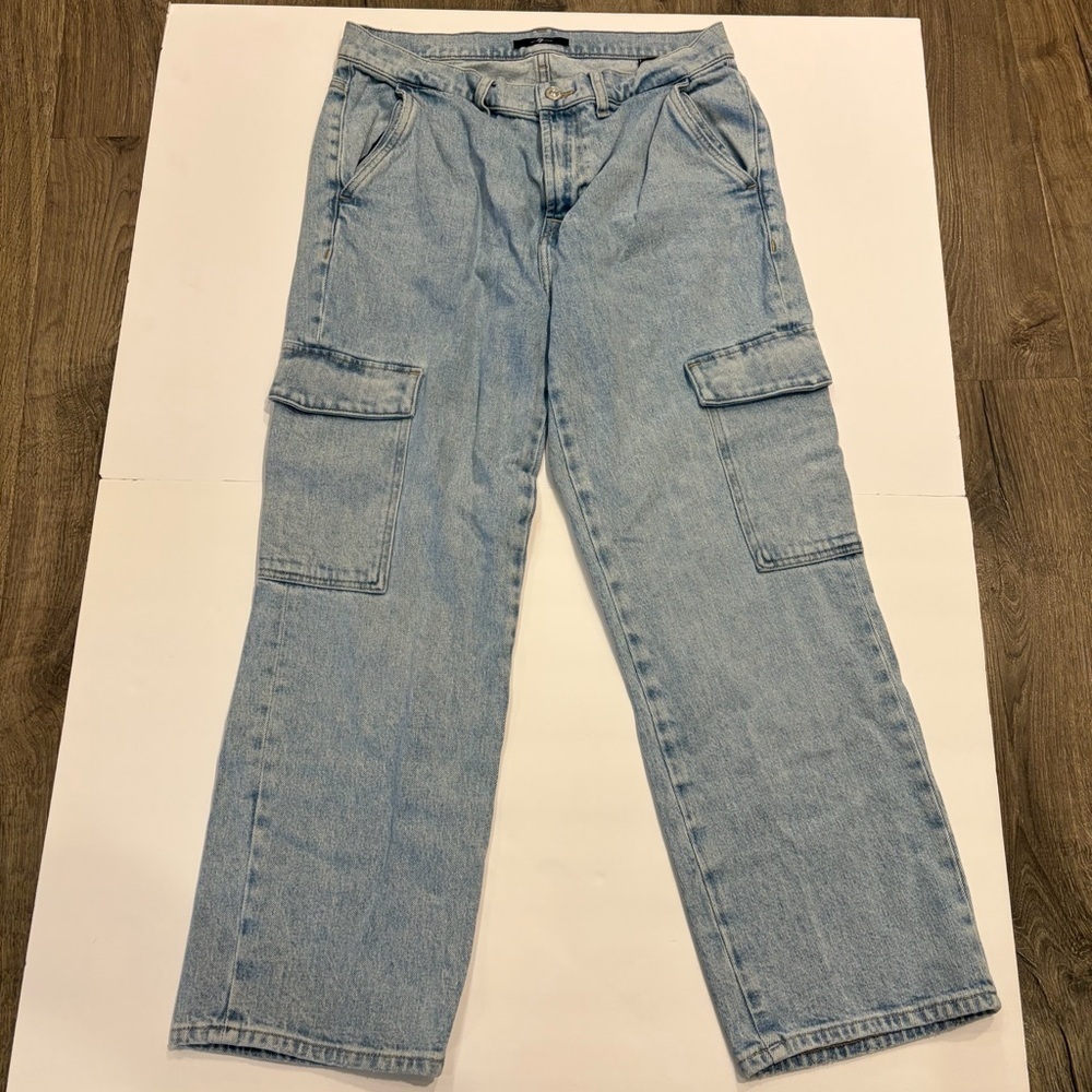 7 Seven For All Mankind Jeans Cargo Logan Ankle Crop Size 30 Light Wash - Picture 2 of 14